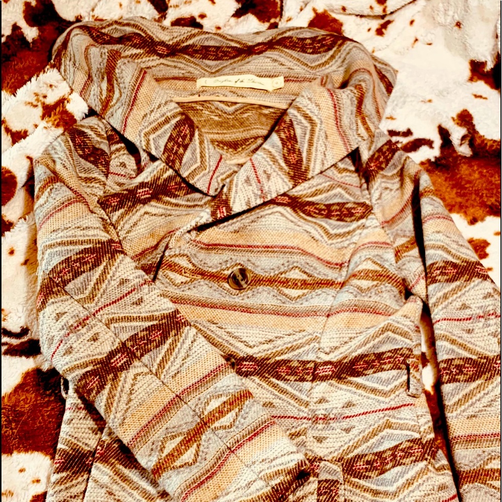 S U N D A N C E  TRIBAL STYLE JACKET